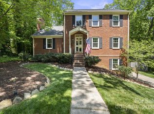 9707 Enid Ln, Matthews, NC 28105