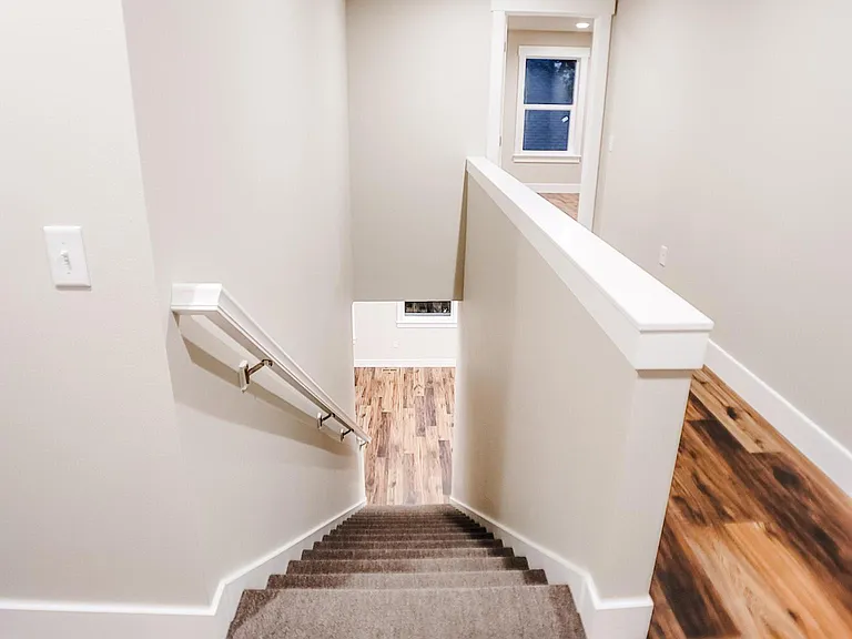 2220 Berryman Loop — Photo 30