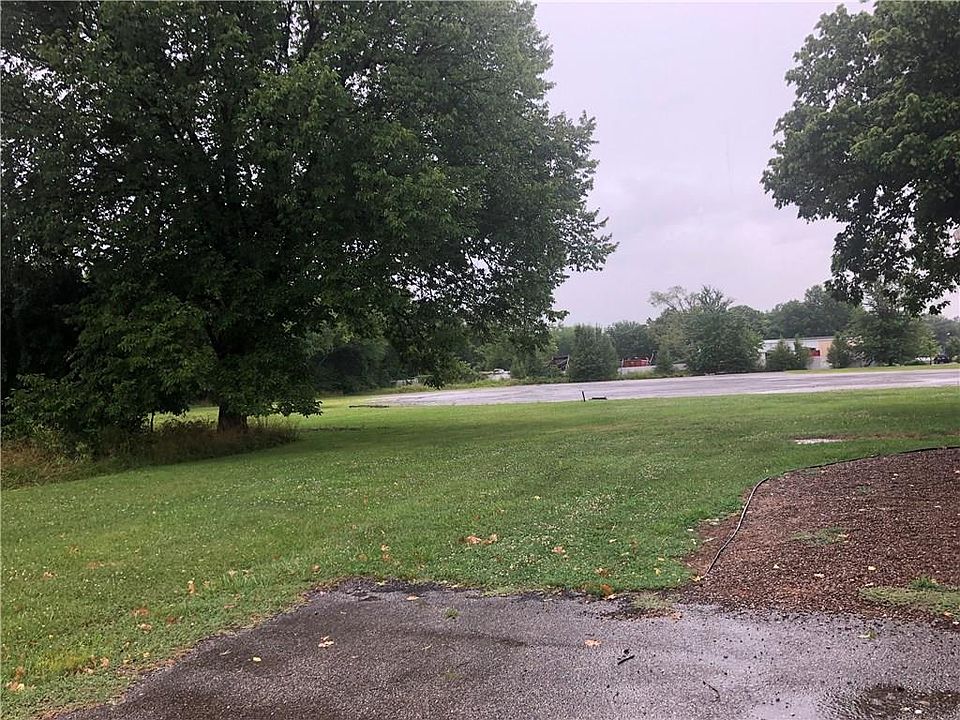2nd image of 1509 S Morningside Dr