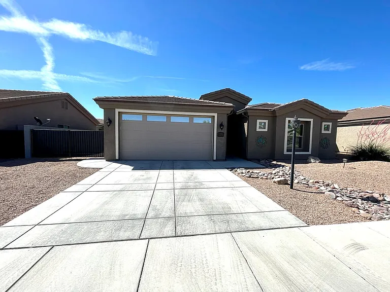 2448 Cliff Rose Way — Photo 2
