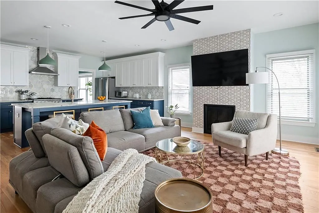 4 bed, 6.0 bath, 3067 sqft, $7,000 — Photo 1