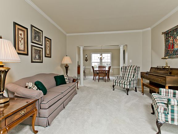 5th image of 13125 Hepplewhite Cir
