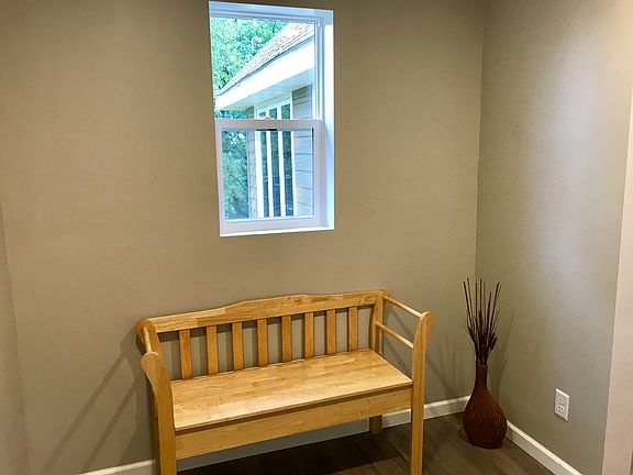 Porch - exit to breezeway