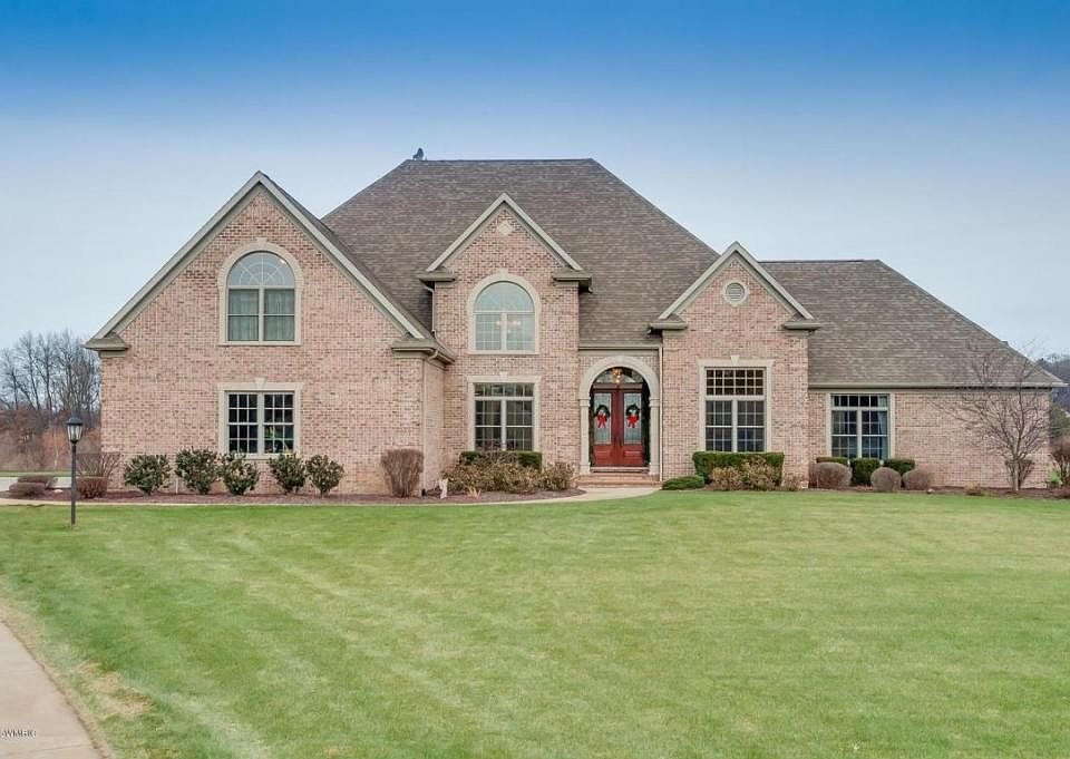 1st image of 30298 Lloyd Ln