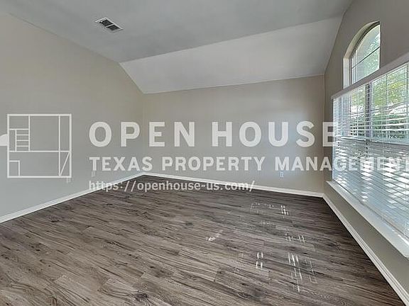 3rd image of 2105 Peacock Ln