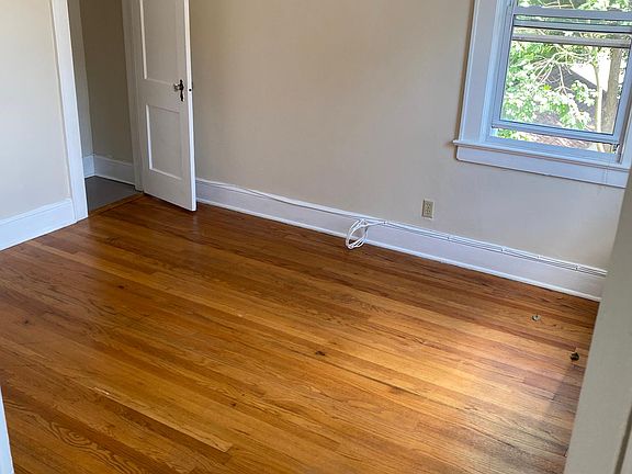 4th image of 67 Saratoga Ave #1R