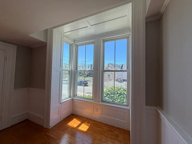 282 Melrose St — Photo 13