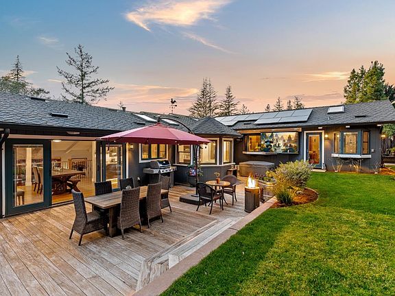 5th image of 144 Ponderosa Dr