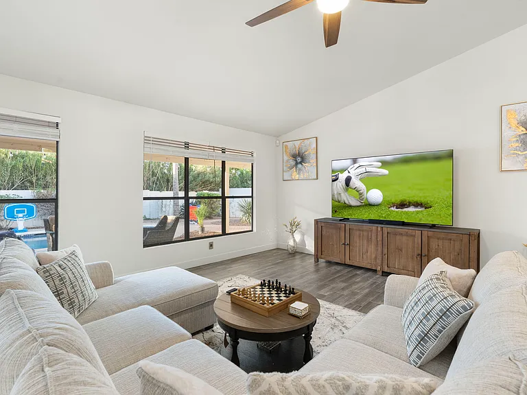 5015 E Karen Dr — Photo 25