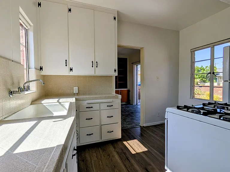 9103 Duarte Rd #B — Photo 13