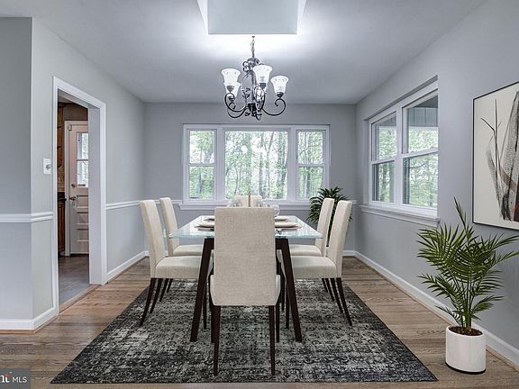 2nd image of 4003 Lake Blvd