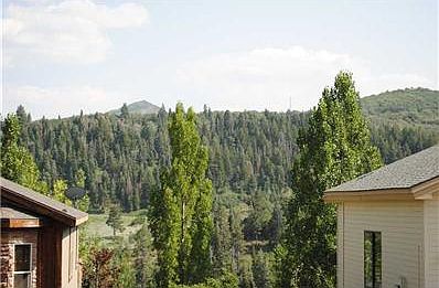 4th image of 4054 Sunrise Dr