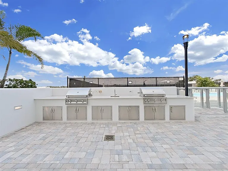 2910 W Barcelona St #604 — Photo 59