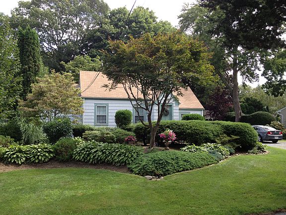 2nd image of 72 Terrace Dr
