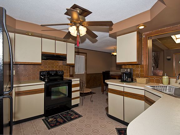 4th image of 480 Cleveland Dr