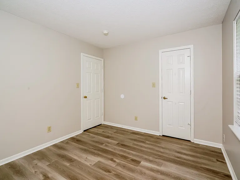 1215 Paul Dr — Photo 16