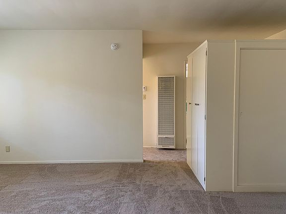 3rd image of 301 N Hollywood Way #G