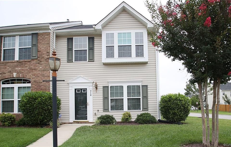 1st image of 210 Bay Coat Dr #210