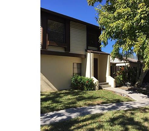2nd image of 628 SE 12th Ct APT 38