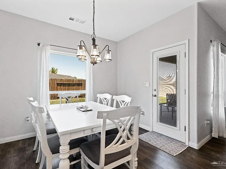 1317 Fair Oak Dr — Photo 13