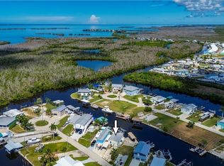 3908 Coconut Dr, Saint James City, FL 33956