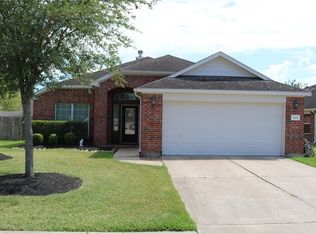2601 Cypress Springs Dr, Pearland, TX 77584