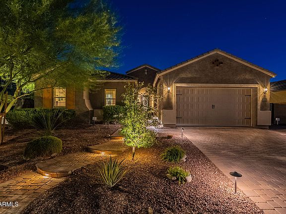 2nd image of 10207 W HEDGE HOG Place