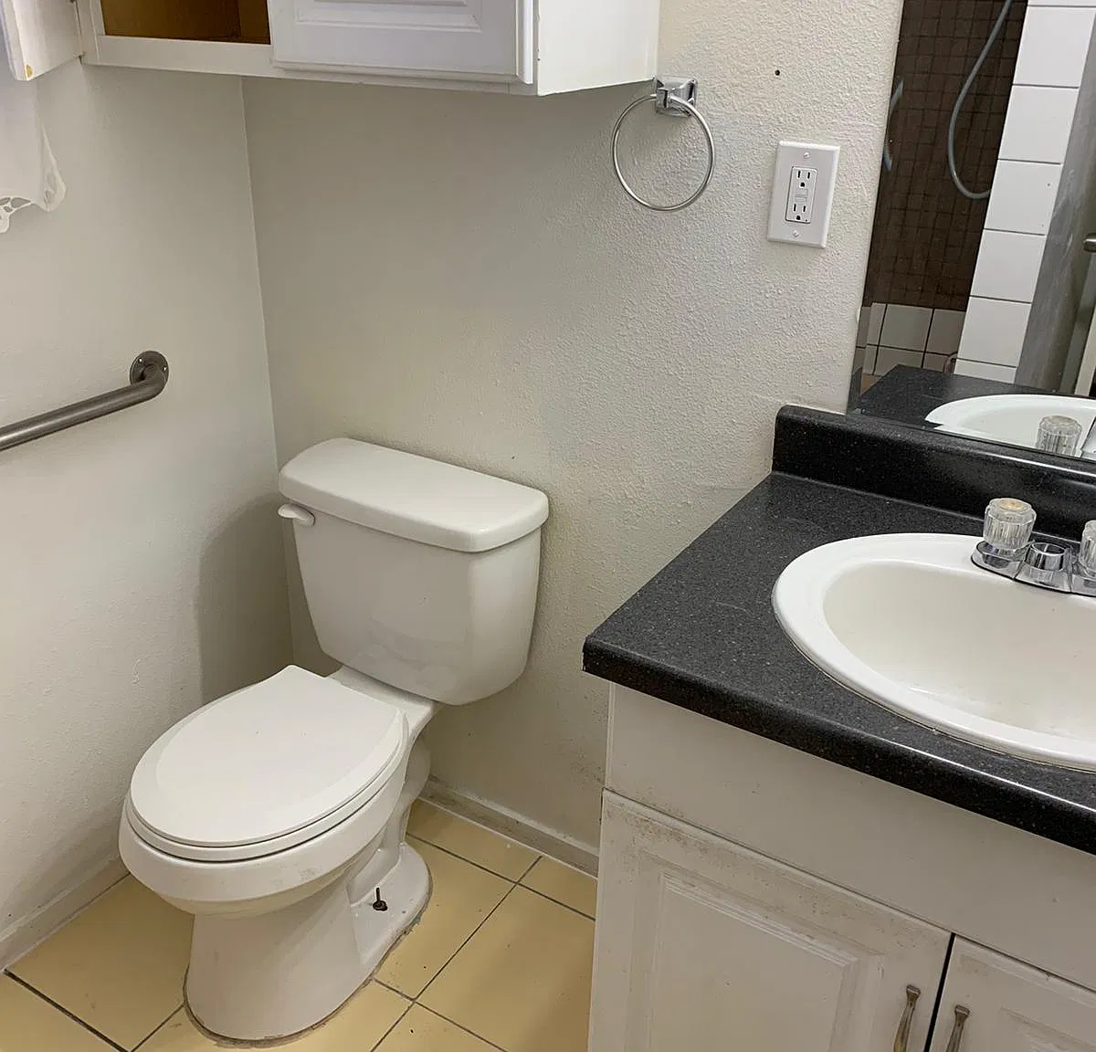 Studio, 250 sqft, $800 — Photo 3