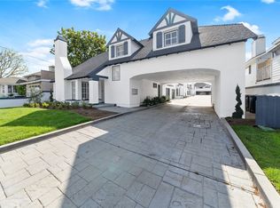 2370 Elden Ave APT B, Costa Mesa, CA 92627