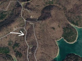 1 Harbor Pointe Dr, Silver Pt, TN 38582