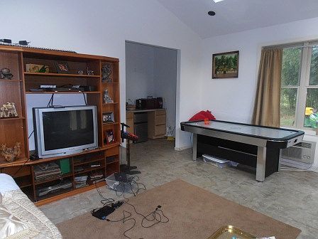 Wifi, DVD, TV equipped