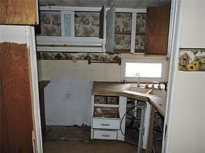 2nd image of 6675 State Road 39