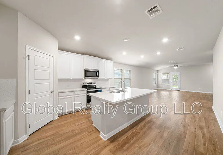 1220 Ella Xing — Photo 12