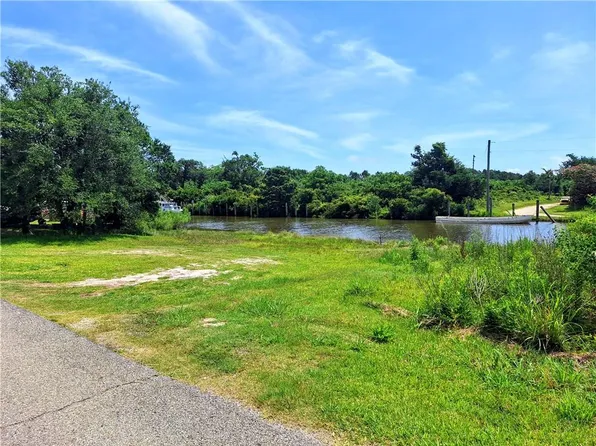 Pleasure St, Bay Saint Louis, MS 39520