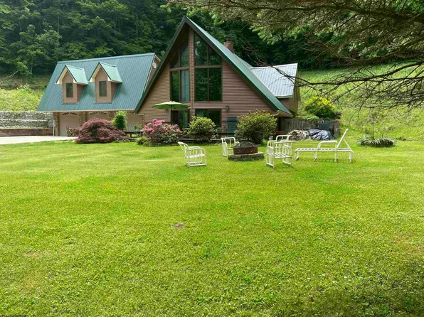 243 Harpold St, Charleston, WV 25312