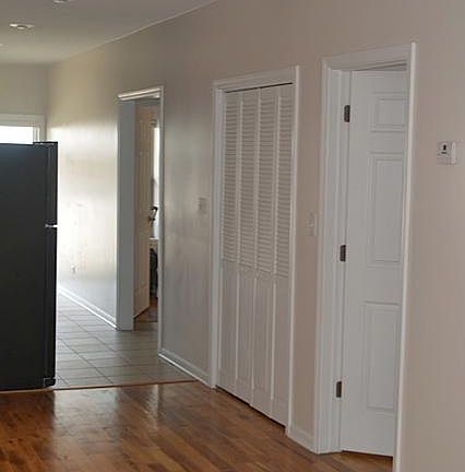 2nd image of 2544 W Carmen Ave #2