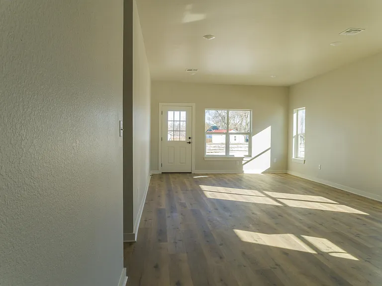 309 W Cottonwood St #B — Photo 3