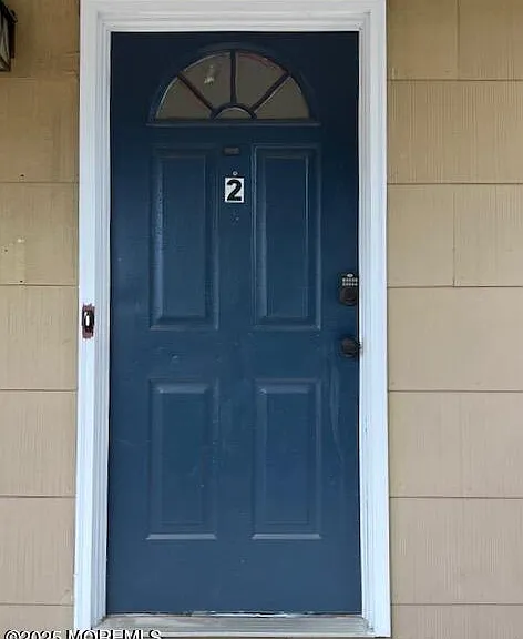 1105 NE Emory St #2 — Photo 2