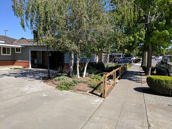 2nd image of 1528 Bird Ave