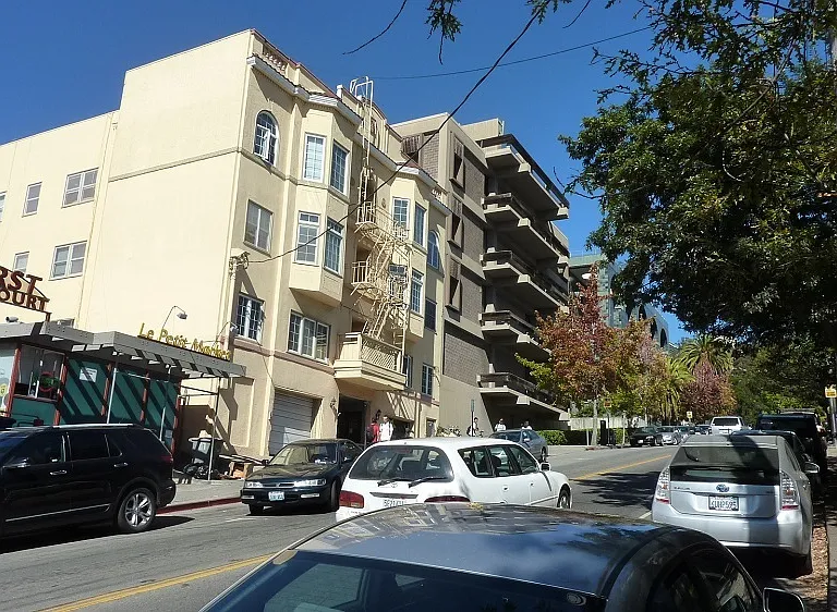 2511 Hearst Avenue — Photo 6