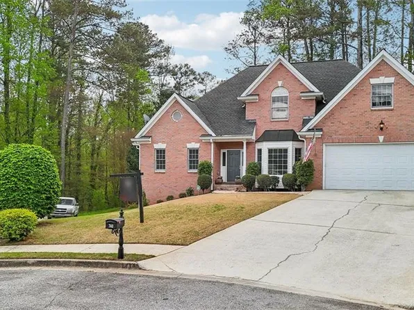 740 Trillium Ln, Lilburn, GA 30047
