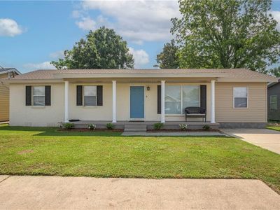 121 Badalamenti St, Luling, LA, 70070
