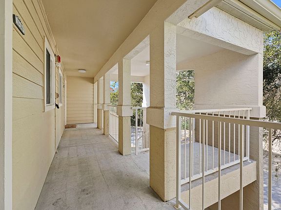 4th image of 19 Arbor Club Dr Unit 319