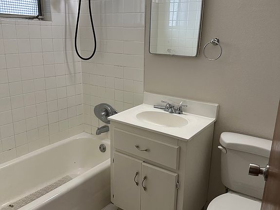 5th image of 2732 E 6th St