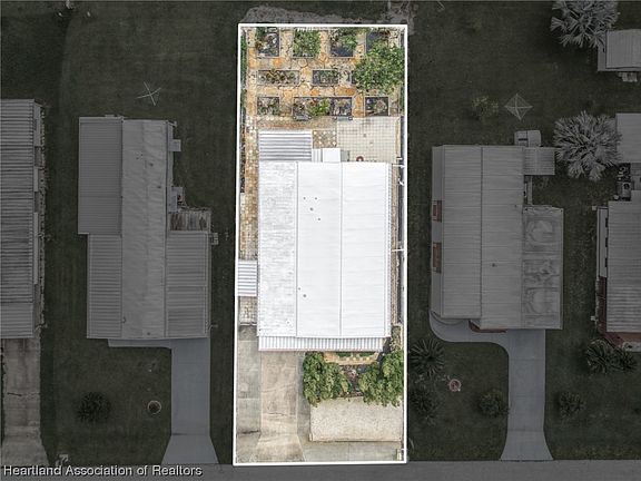 3rd image of 3551 New York Ave
