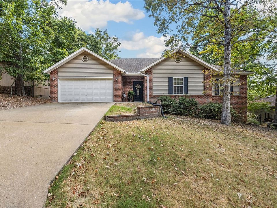 1st image of 3 Reed Ln