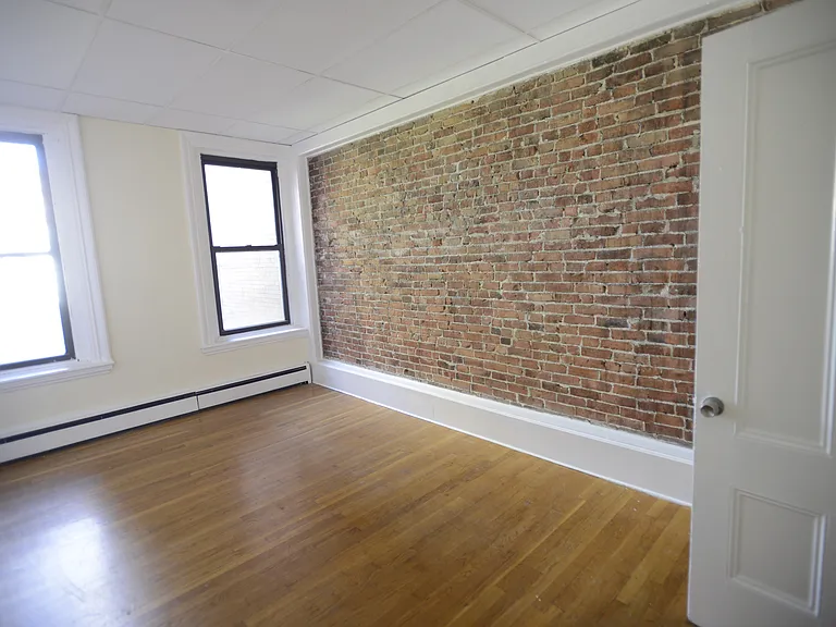 179 Harvard St #2 — Photo 21
