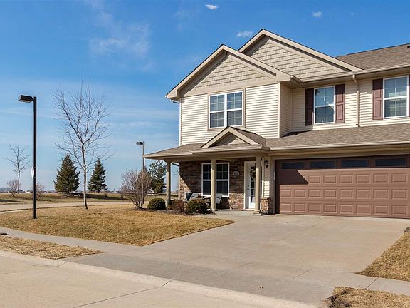 2nd image of 429 Cambria Dr
