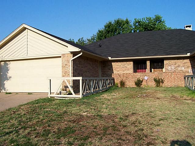 1st image of 3725 Northridge Dr