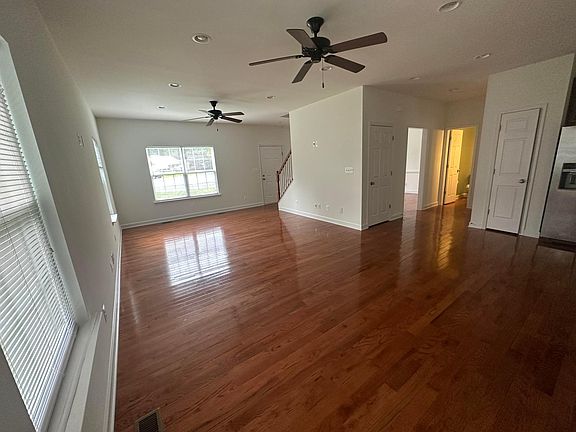 2nd image of 8501 Leslie Ct